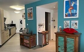 T2! 3 ou 4 personnes centre ville neuf avec garage